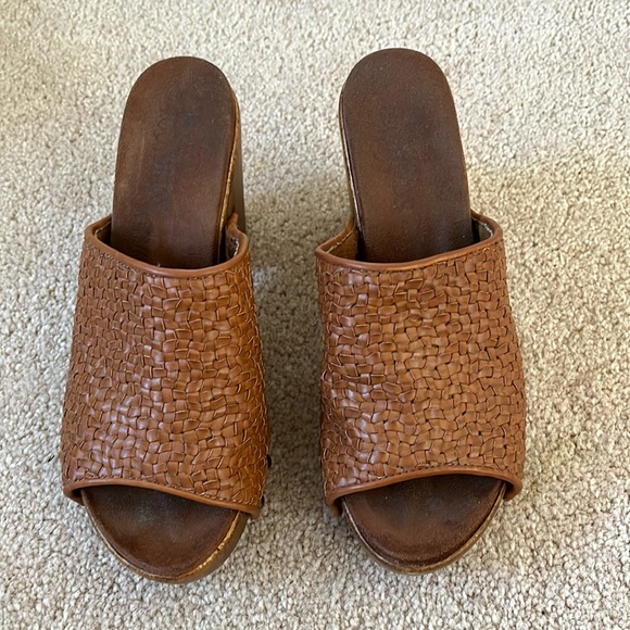 White Mountain Footbed platform open toe heels - Picture 2 of 6